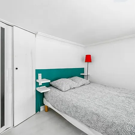 Cosy Centre Апартаменты *